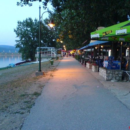 Veliko Gradište Apartmani Novak - Srebrno Jezero מראה חיצוני תמונה