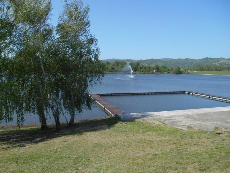 Veliko Gradište Apartmani Novak - Srebrno Jezero מראה חיצוני תמונה